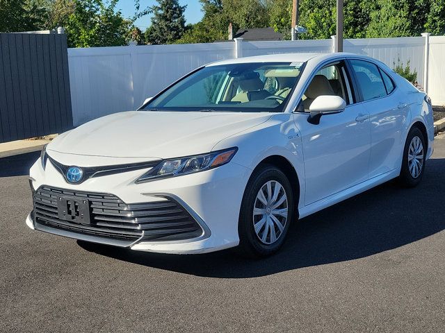 2021 Toyota Camry Hybrid LE