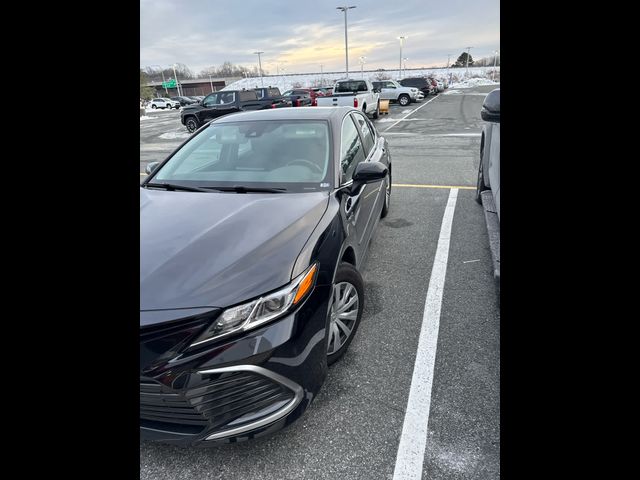 2021 Toyota Camry Hybrid LE