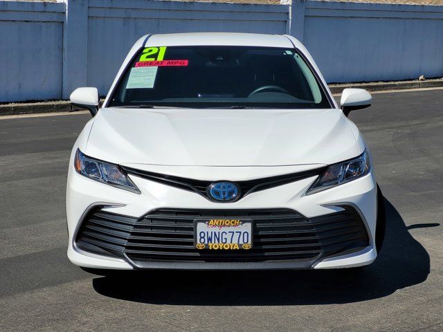 2021 Toyota Camry Hybrid LE