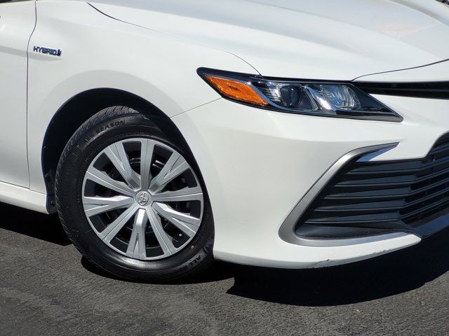 2021 Toyota Camry Hybrid LE