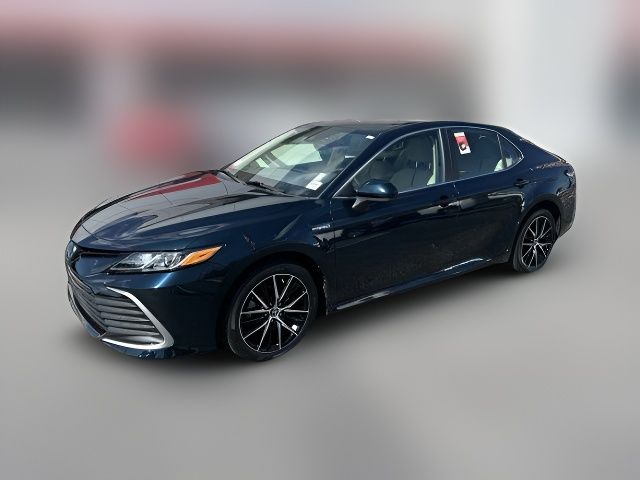 2021 Toyota Camry Hybrid LE