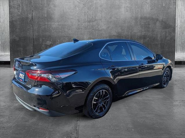 2021 Toyota Camry Hybrid LE