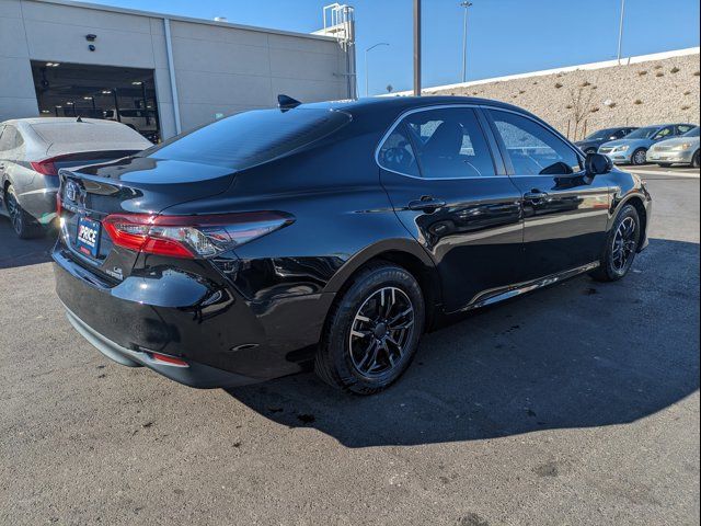 2021 Toyota Camry Hybrid LE