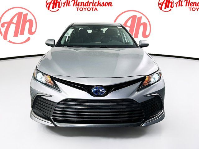 2021 Toyota Camry Hybrid LE