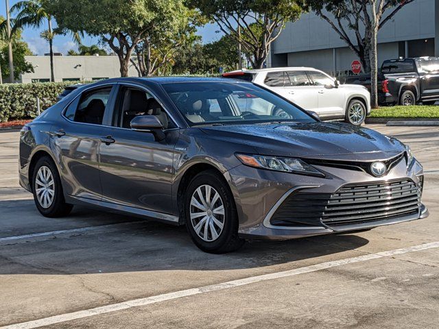 2021 Toyota Camry Hybrid LE