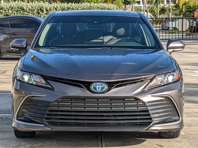 2021 Toyota Camry Hybrid LE