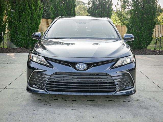 2021 Toyota Camry Hybrid LE