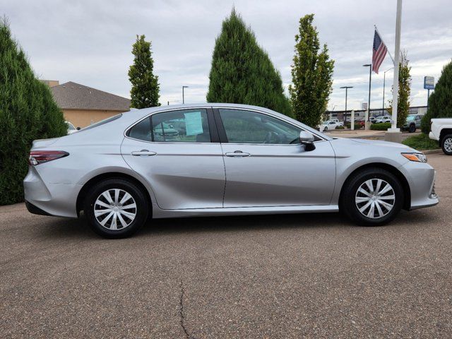 2021 Toyota Camry Hybrid LE