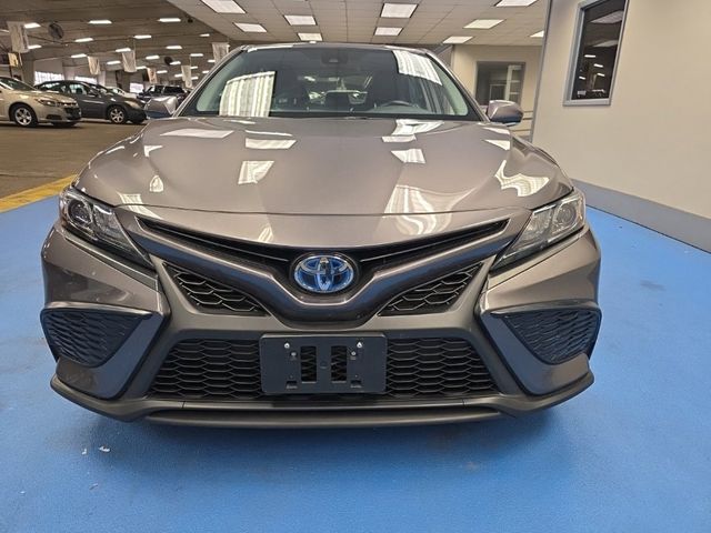 2021 Toyota Camry Hybrid SE