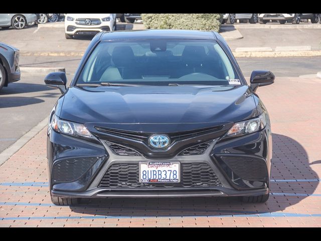 2021 Toyota Camry Hybrid SE