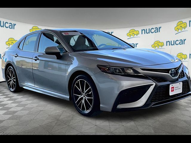 2021 Toyota Camry Hybrid SE