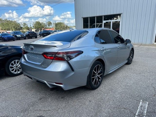 2021 Toyota Camry Hybrid SE