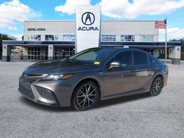 2021 Toyota Camry Hybrid SE