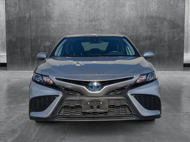 2021 Toyota Camry Hybrid SE