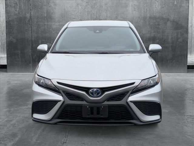 2021 Toyota Camry Hybrid SE