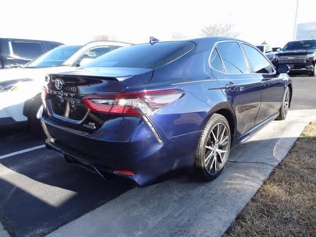 2021 Toyota Camry Hybrid SE