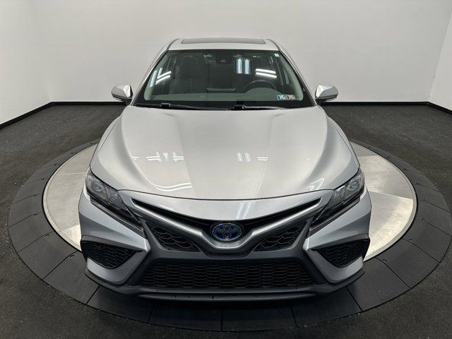 2021 Toyota Camry Hybrid SE