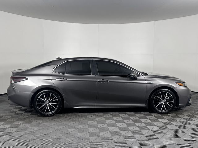 2021 Toyota Camry Hybrid SE