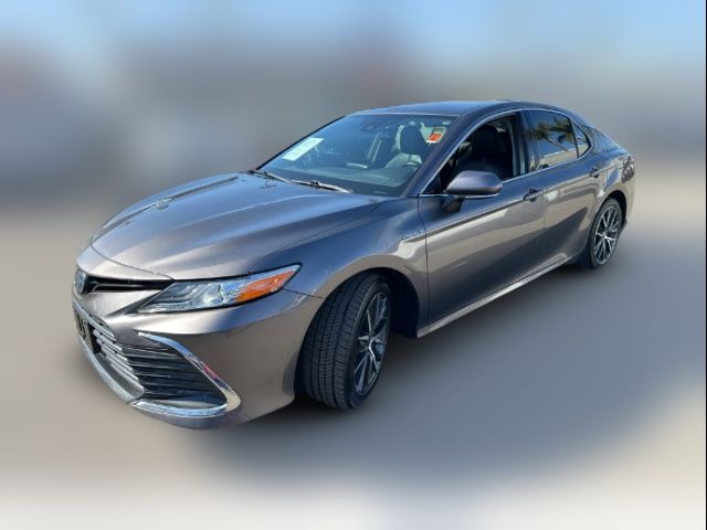 2021 Toyota Camry Hybrid XLE