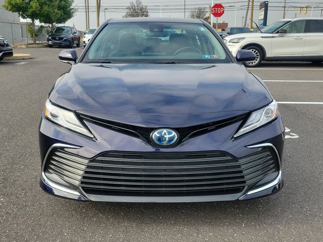 2021 Toyota Camry Hybrid XLE