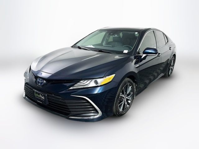 2021 Toyota Camry Hybrid XLE