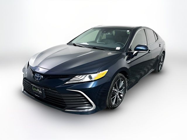 2021 Toyota Camry Hybrid XLE