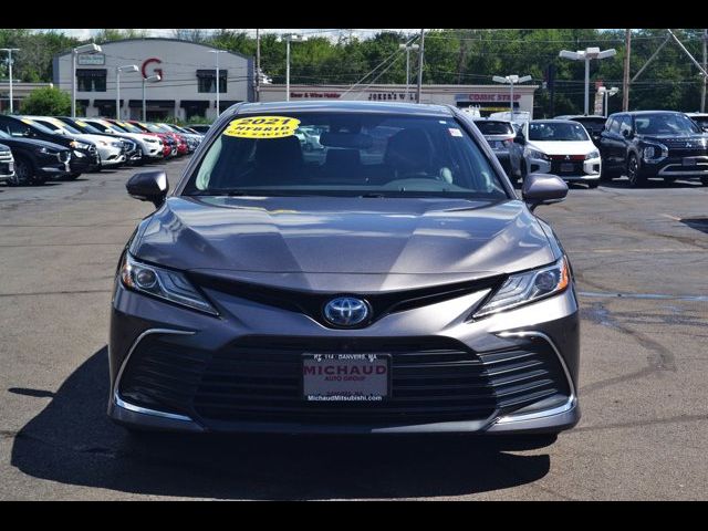 2021 Toyota Camry Hybrid XLE