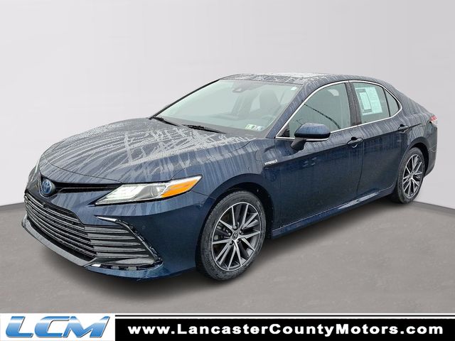 2021 Toyota Camry Hybrid XLE