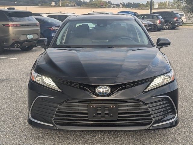 2021 Toyota Camry Hybrid XLE