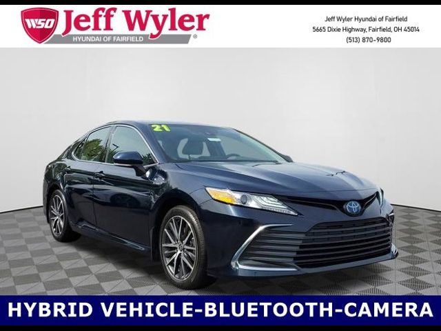 2021 Toyota Camry Hybrid XLE