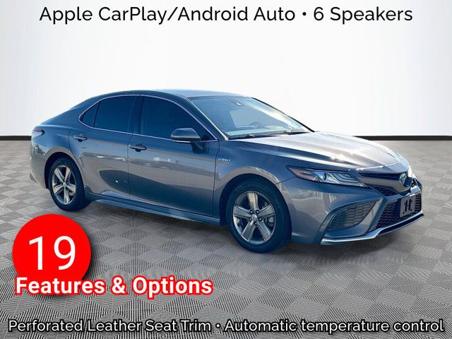 2021 Toyota Camry Hybrid XSE