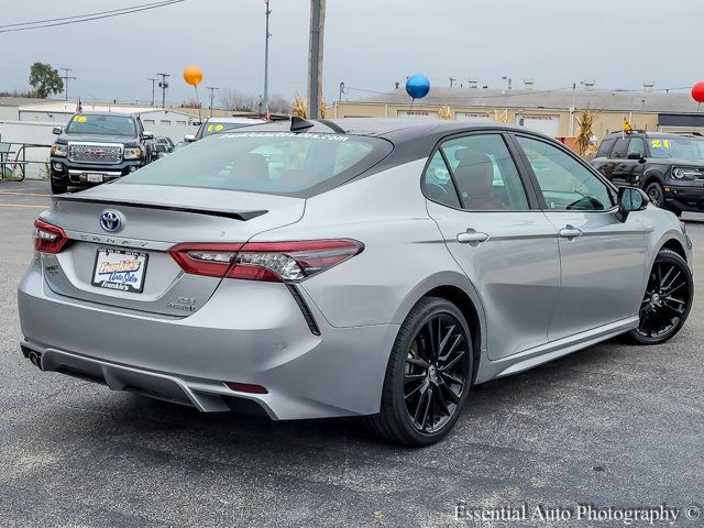 2021 Toyota Camry Hybrid XSE