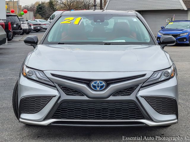 2021 Toyota Camry Hybrid XSE