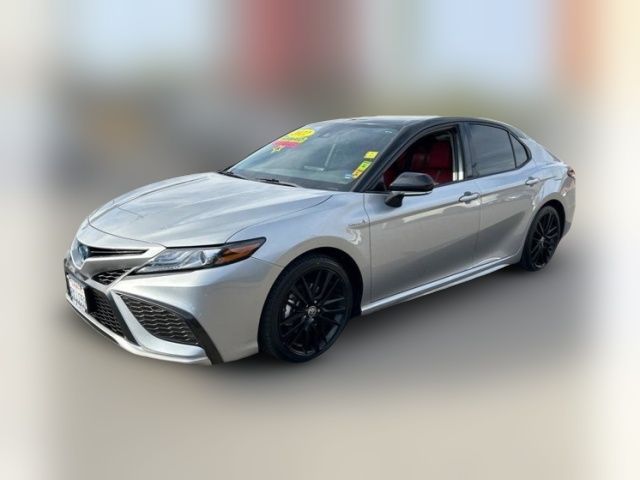 2021 Toyota Camry Hybrid XSE