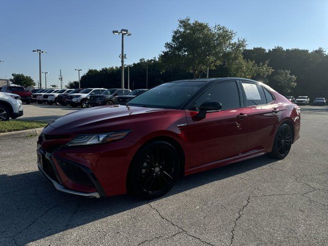 2021 Toyota Camry Hybrid XSE