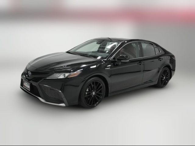 2021 Toyota Camry Hybrid XSE