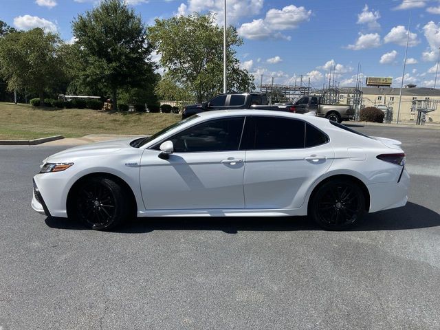 2021 Toyota Camry Hybrid XSE