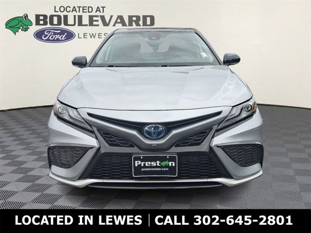 2021 Toyota Camry Hybrid XSE