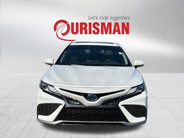2021 Toyota Camry Hybrid XSE