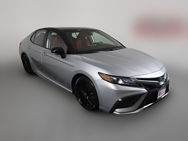 2021 Toyota Camry Hybrid XSE