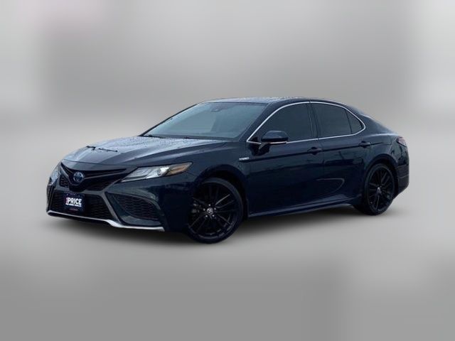 2021 Toyota Camry Hybrid XSE