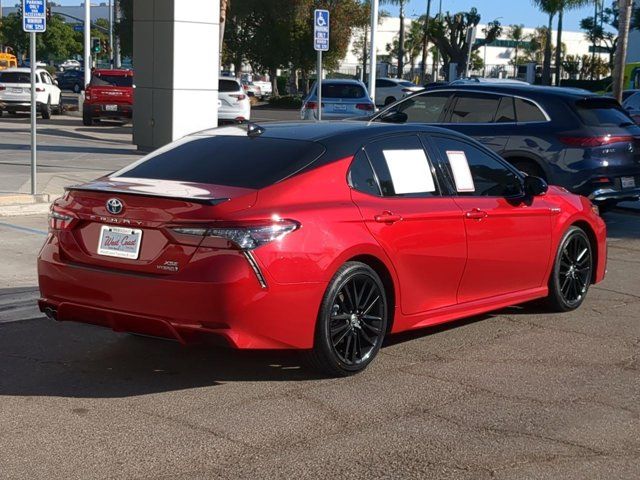 2021 Toyota Camry Hybrid XSE