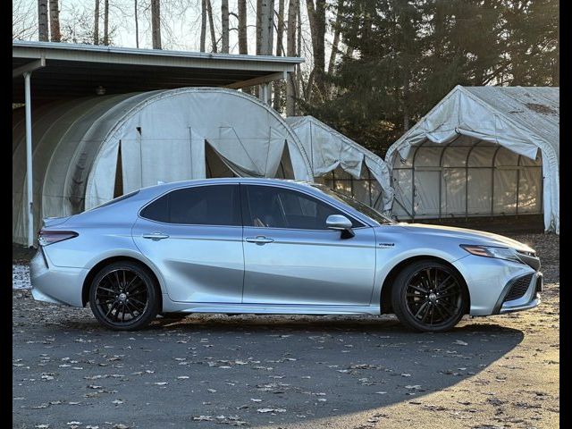 2021 Toyota Camry Hybrid XSE