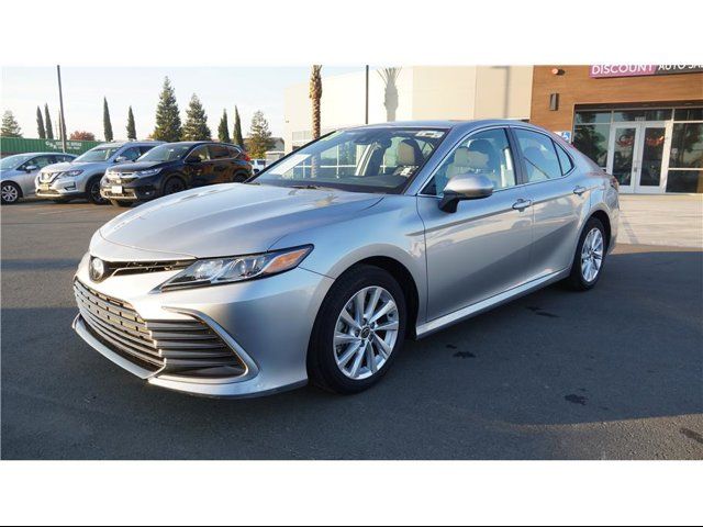 2021 Toyota Camry LE