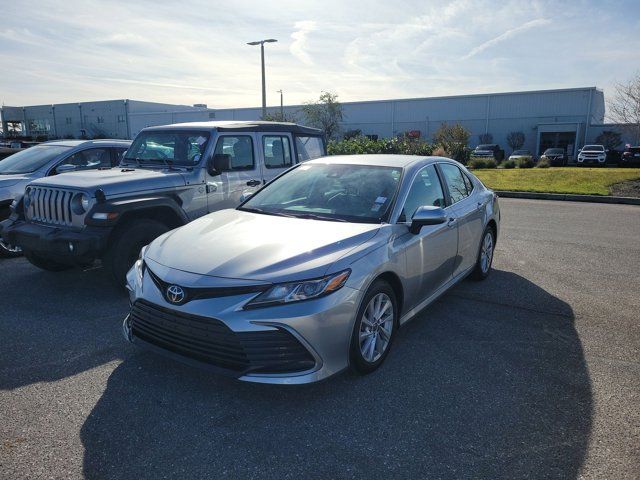 2021 Toyota Camry LE