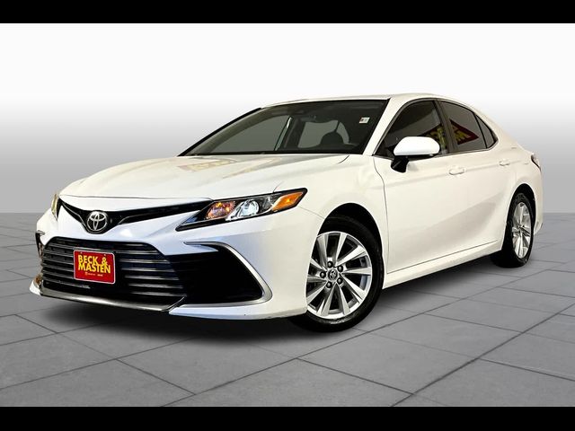 2021 Toyota Camry LE