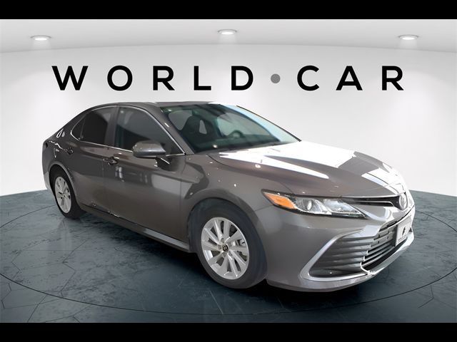 2021 Toyota Camry LE