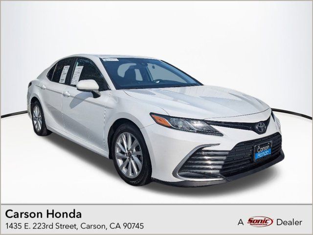 2021 Toyota Camry LE