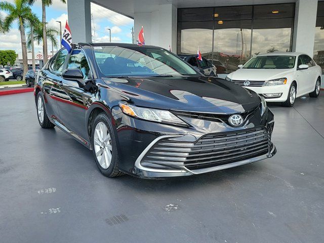 2021 Toyota Camry LE