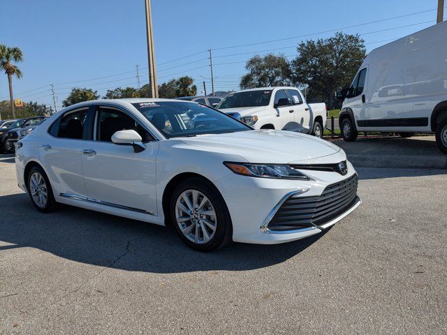 2021 Toyota Camry LE